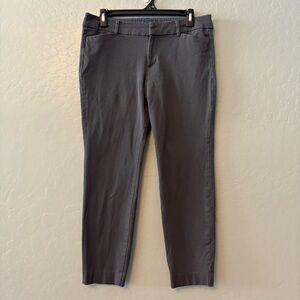 Old Navy Pixie pants in dark gray size 10 regular